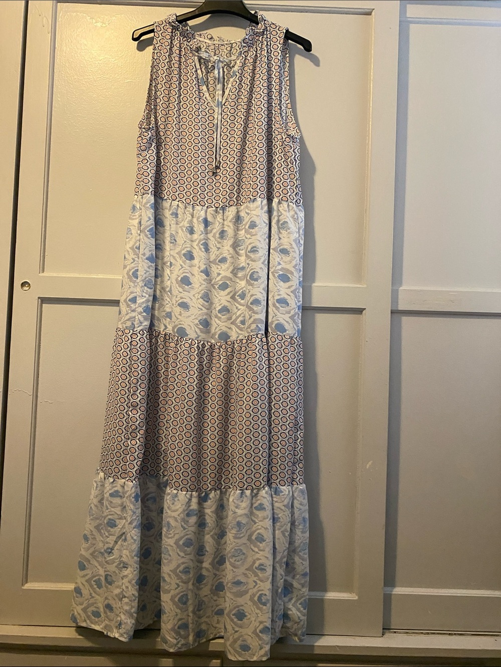 Sleeveless Blue & White Printed Maxi Dress -   XL